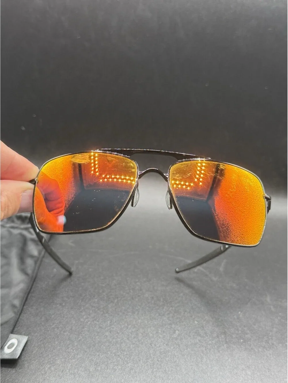 Oakley Deviation Polished Black/Ruby Iridium Lenses OO4061-04